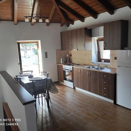 Villa Petroula Kontias 외부 사진